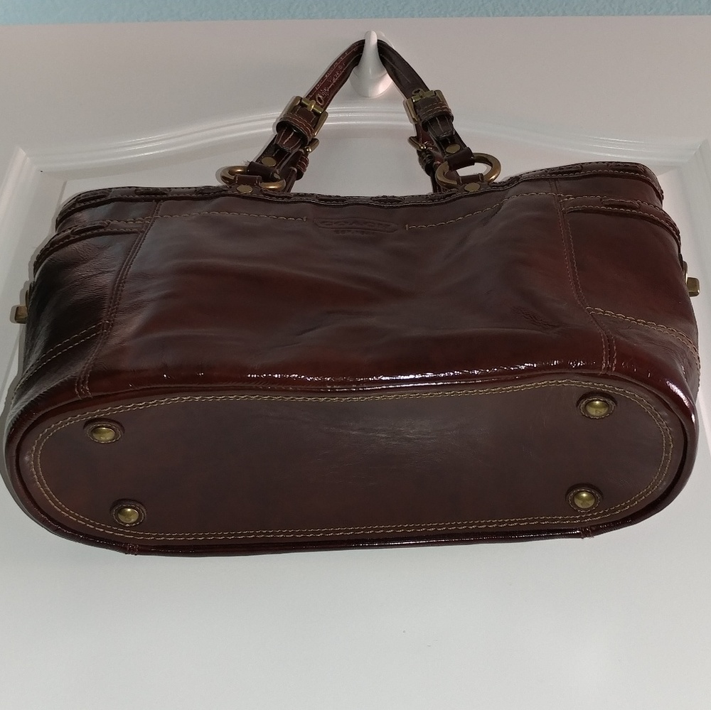 EUC COACH Laced Patent Gallery Tote - Picture 6 of 8
